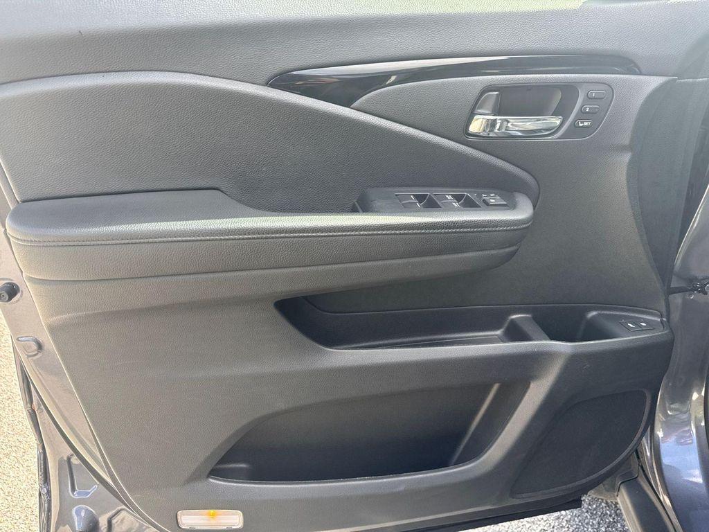 used 2021 Honda Passport car, priced at $21,920