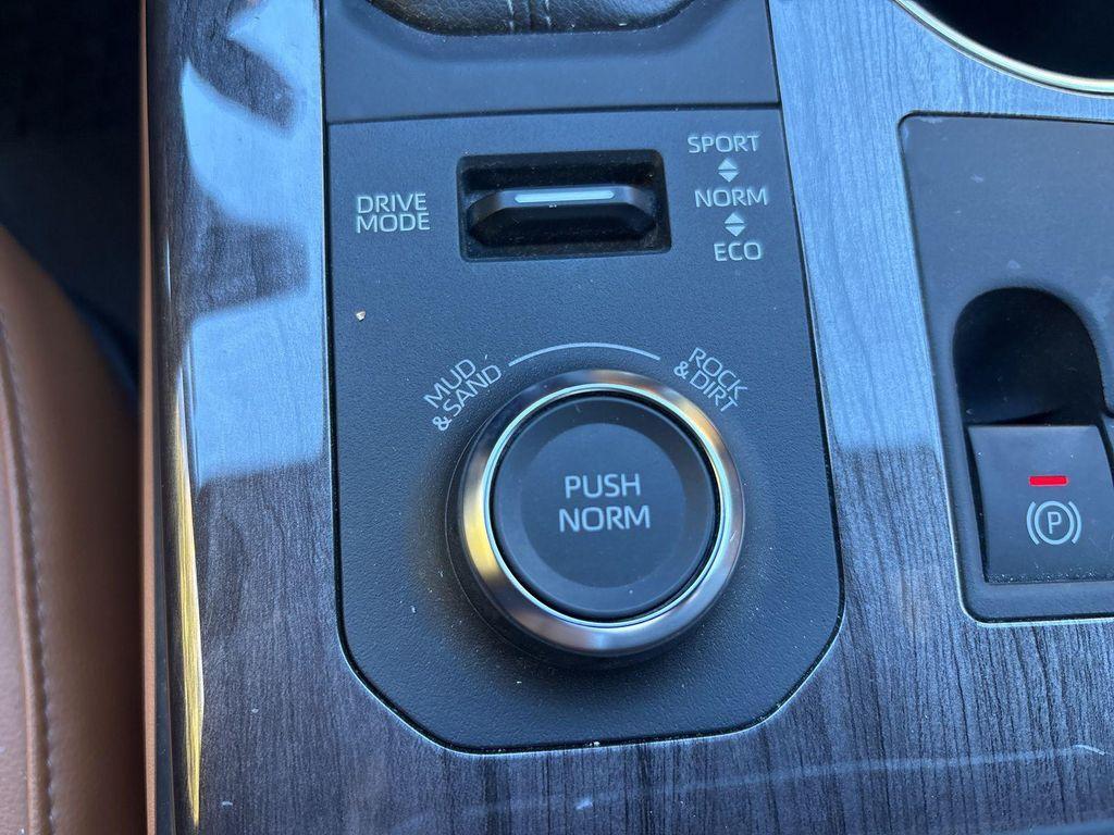 used 2023 Toyota Highlander car, priced at $37,720