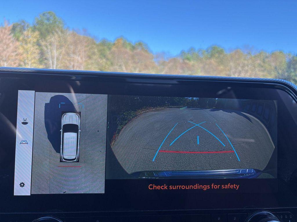 used 2023 Toyota Highlander car, priced at $37,720