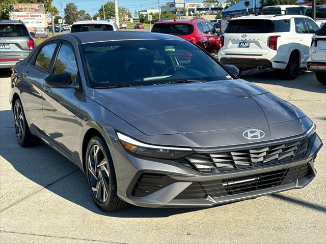 new 2025 Hyundai Elantra car, priced at $23,004