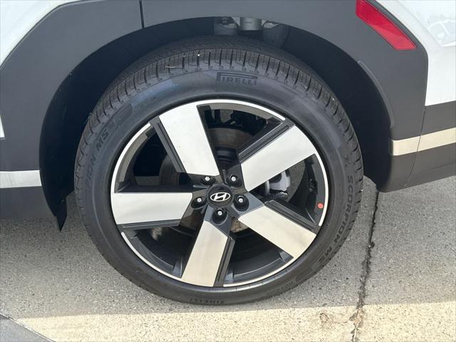 new 2025 Hyundai Santa Fe car, priced at $44,570