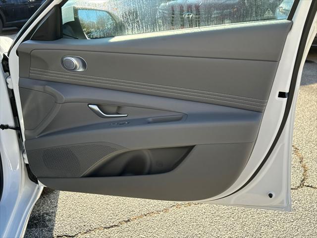 new 2025 Hyundai Elantra car, priced at $25,836