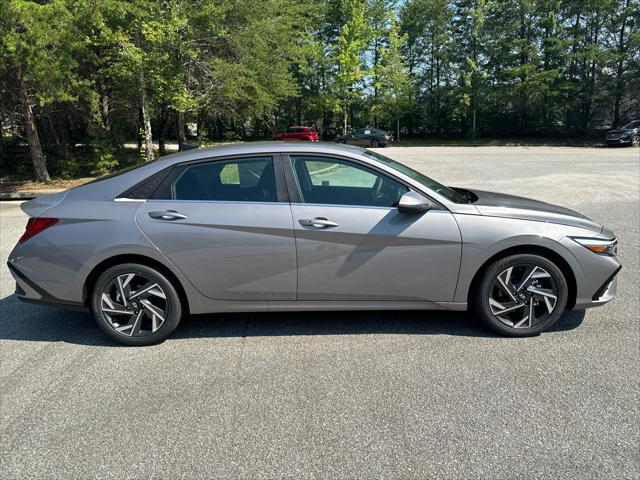 new 2024 Hyundai Elantra car, priced at $24,625