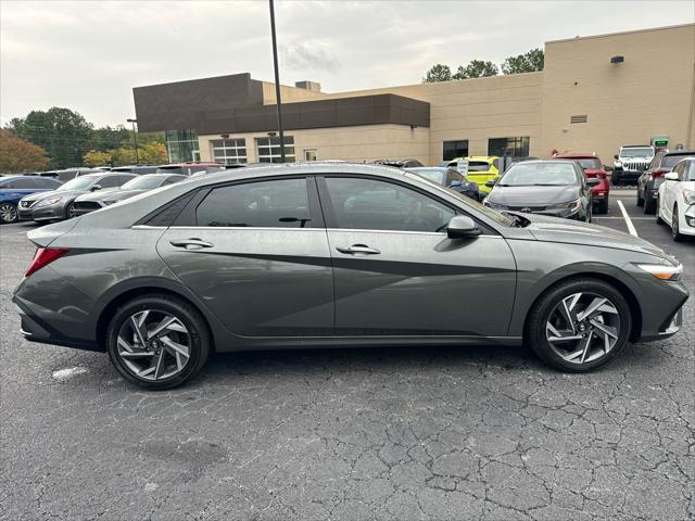 new 2025 Hyundai Elantra car, priced at $25,615