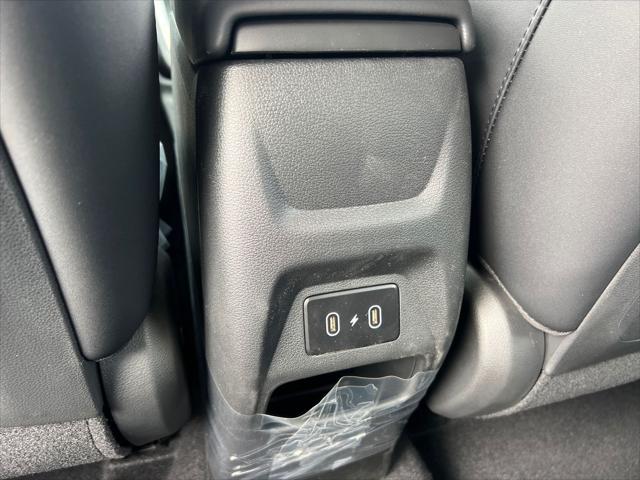 new 2025 Hyundai Venue car, priced at $24,072