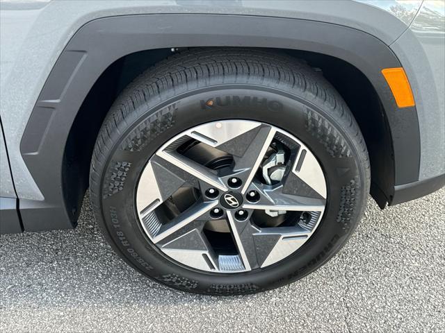 new 2025 Hyundai Tucson car, priced at $32,489