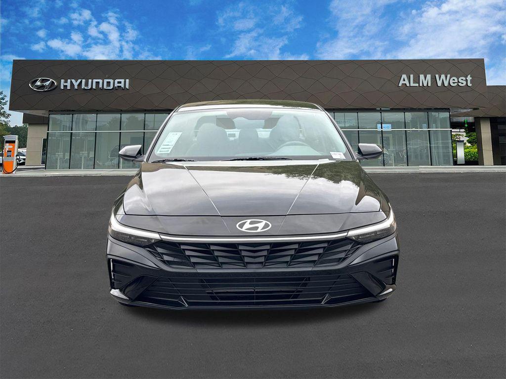 new 2025 Hyundai Elantra car, priced at $21,198