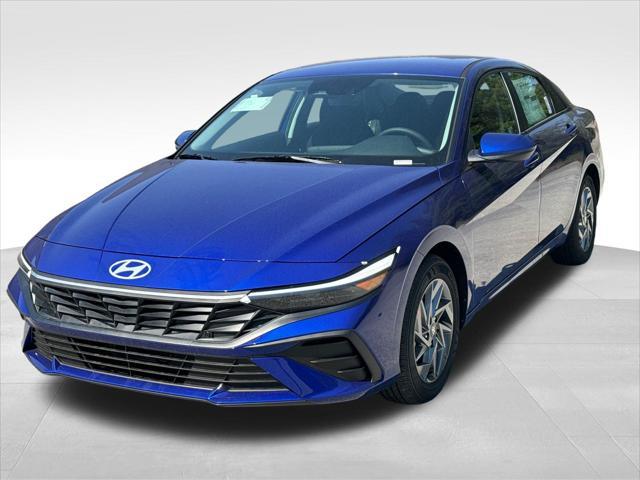 new 2024 Hyundai Elantra HEV car, priced at $22,856