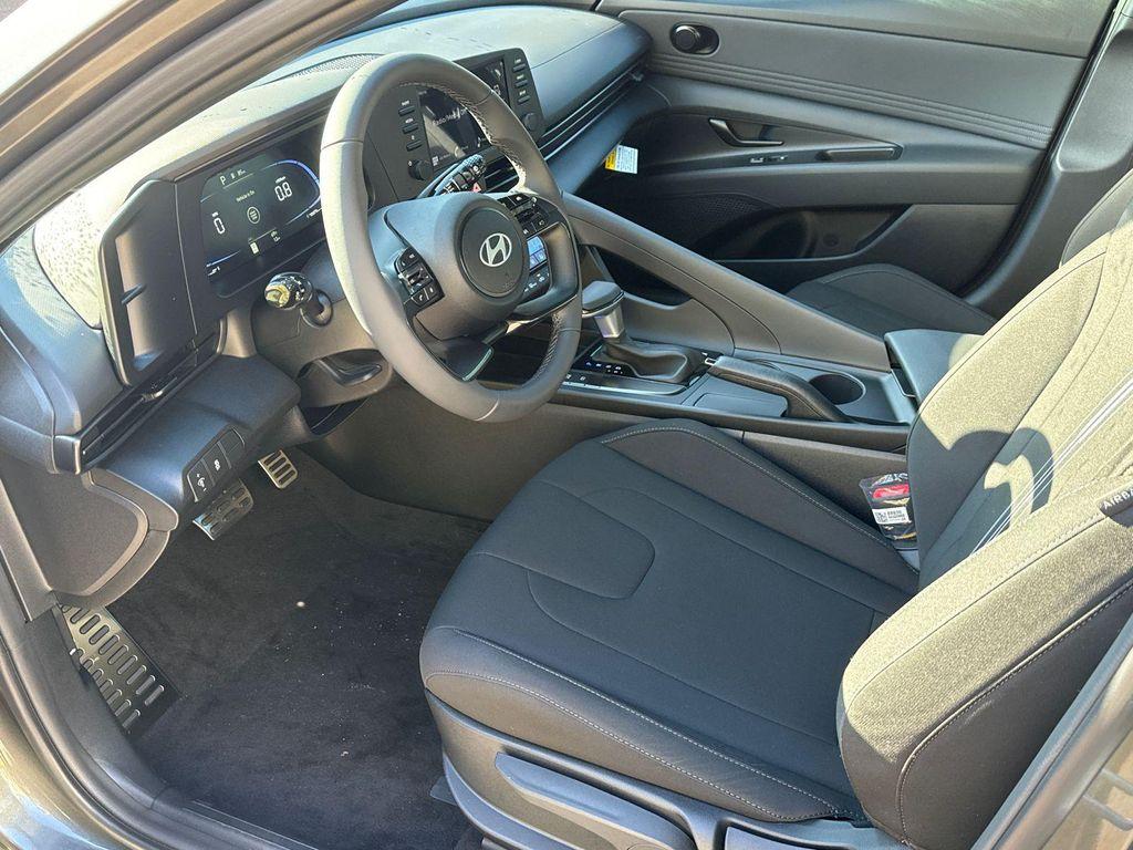 new 2025 Hyundai Elantra car, priced at $21,189