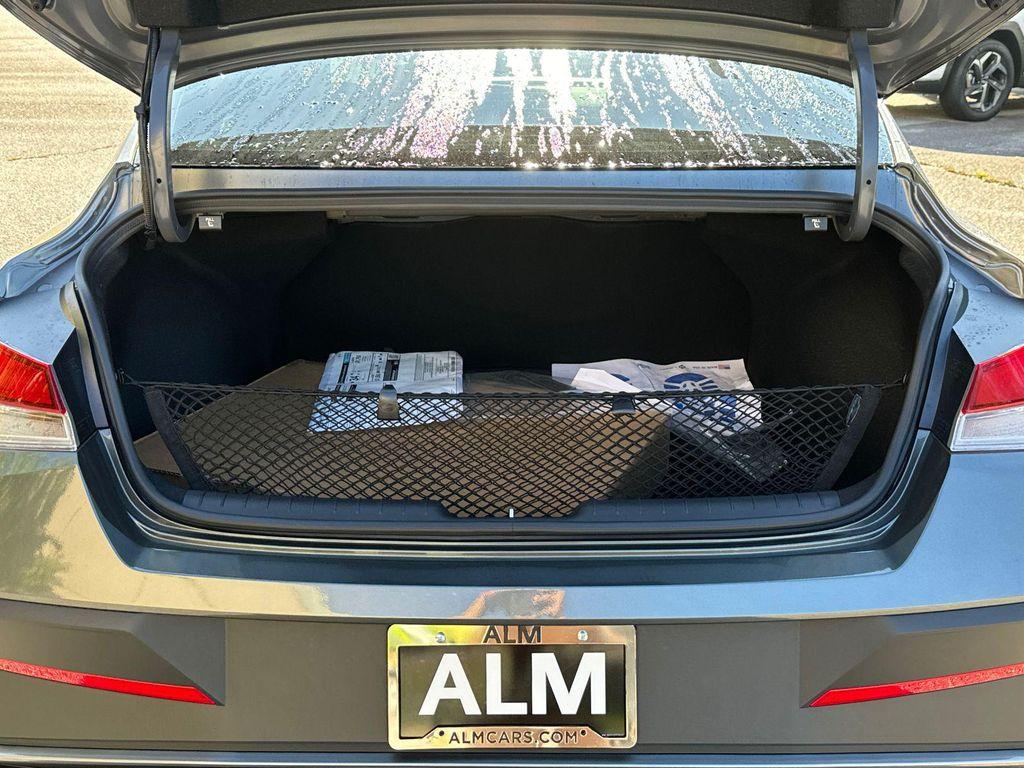 new 2025 Hyundai Elantra car, priced at $21,189