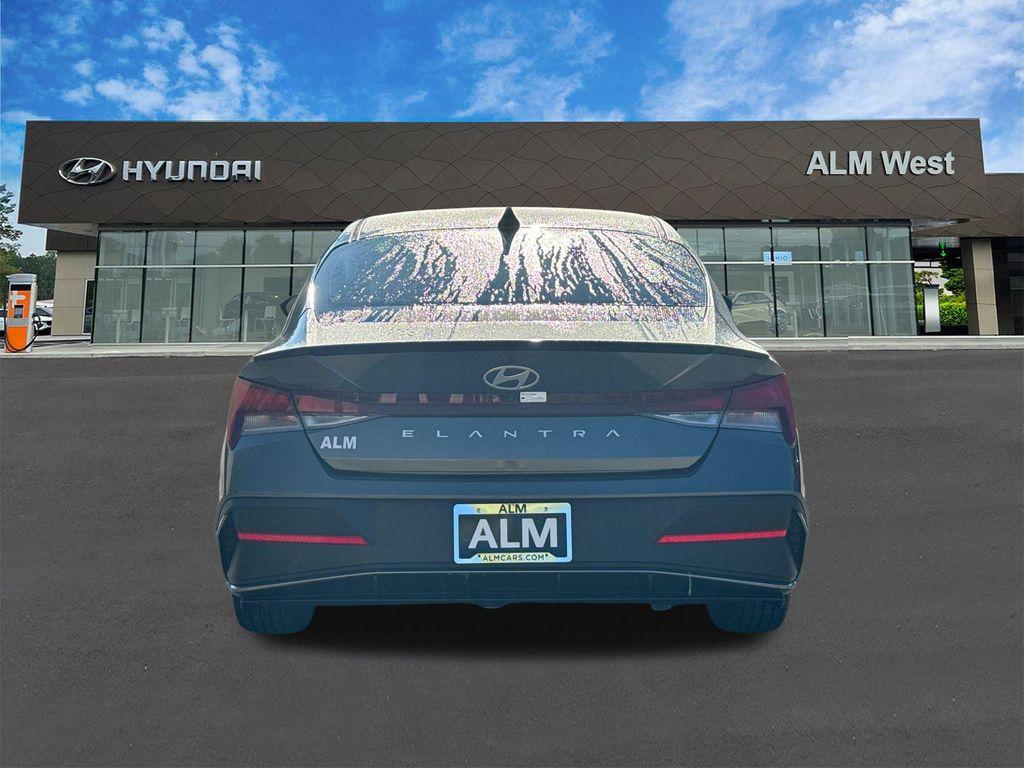 new 2025 Hyundai Elantra car, priced at $21,189