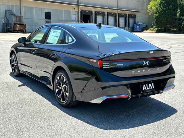 new 2024 Hyundai Sonata car, priced at $25,408