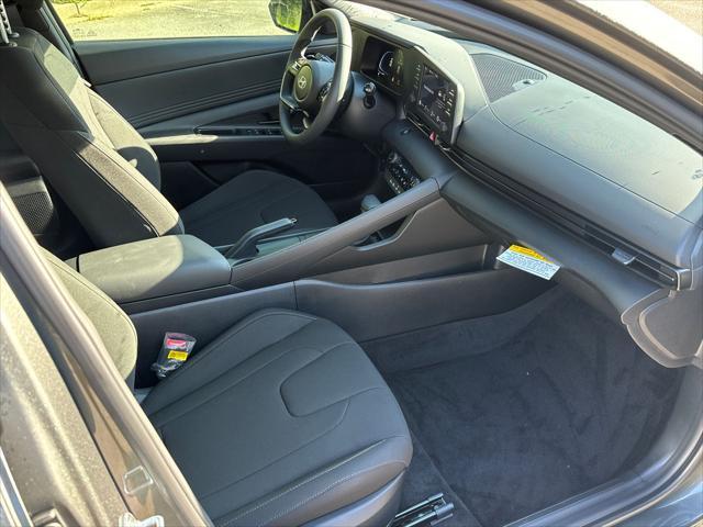 new 2025 Hyundai Elantra car, priced at $23,125