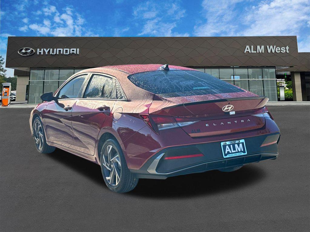 new 2025 Hyundai Elantra car, priced at $21,638
