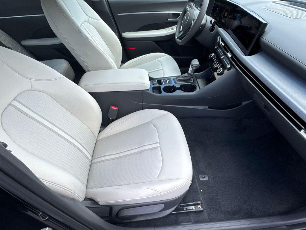 new 2025 Hyundai Sonata car, priced at $22,721