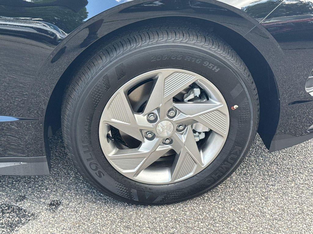 new 2025 Hyundai Sonata car, priced at $22,721