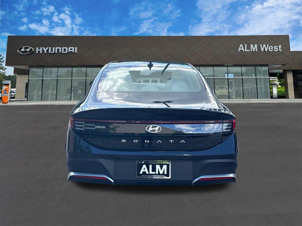 new 2025 Hyundai Sonata car, priced at $22,721