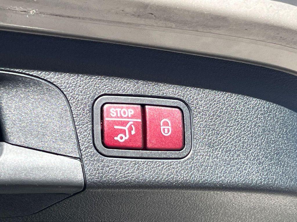 used 2023 Mercedes-Benz GLE 350 car, priced at $44,220