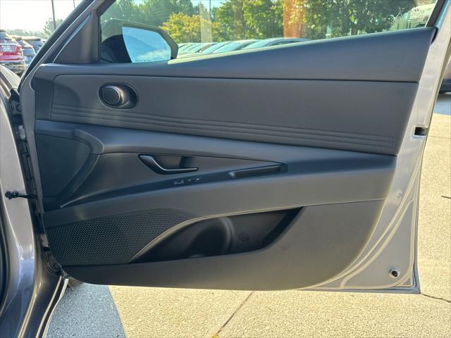 new 2025 Hyundai Elantra car, priced at $23,126
