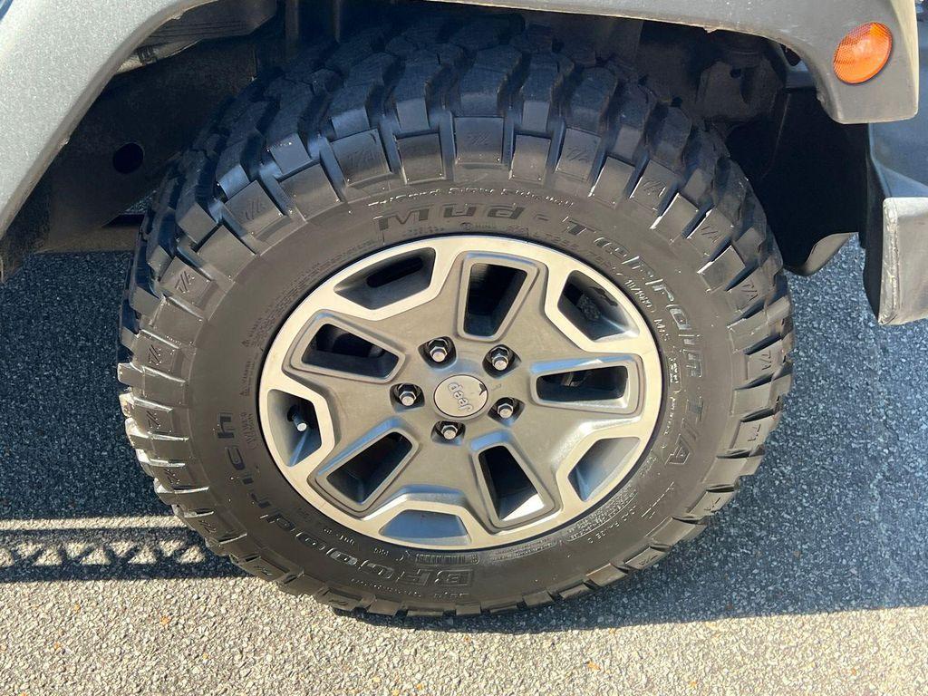 used 2015 Jeep Wrangler Unlimited car, priced at $23,420