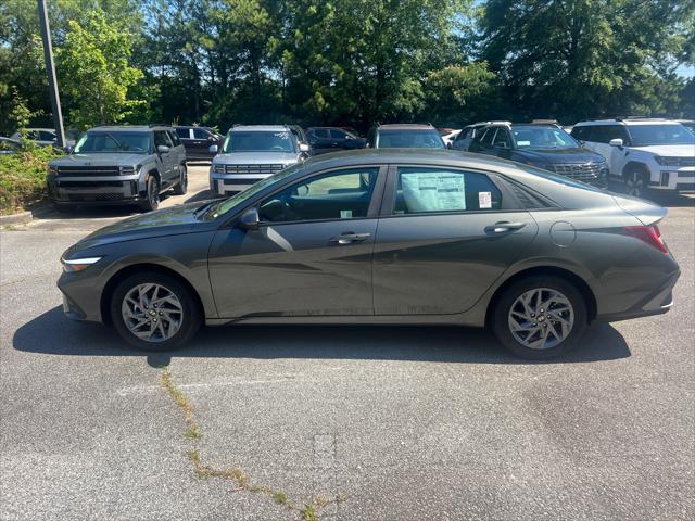 new 2024 Hyundai Elantra HEV car, priced at $22,843