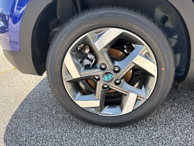 new 2025 Hyundai Venue car, priced at $23,079