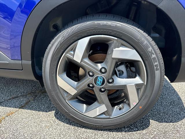 new 2025 Hyundai Venue car, priced at $23,079