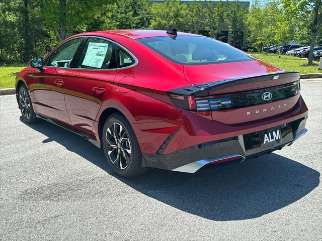 new 2024 Hyundai Sonata car, priced at $25,421