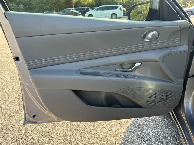 new 2025 Hyundai Elantra car, priced at $25,314
