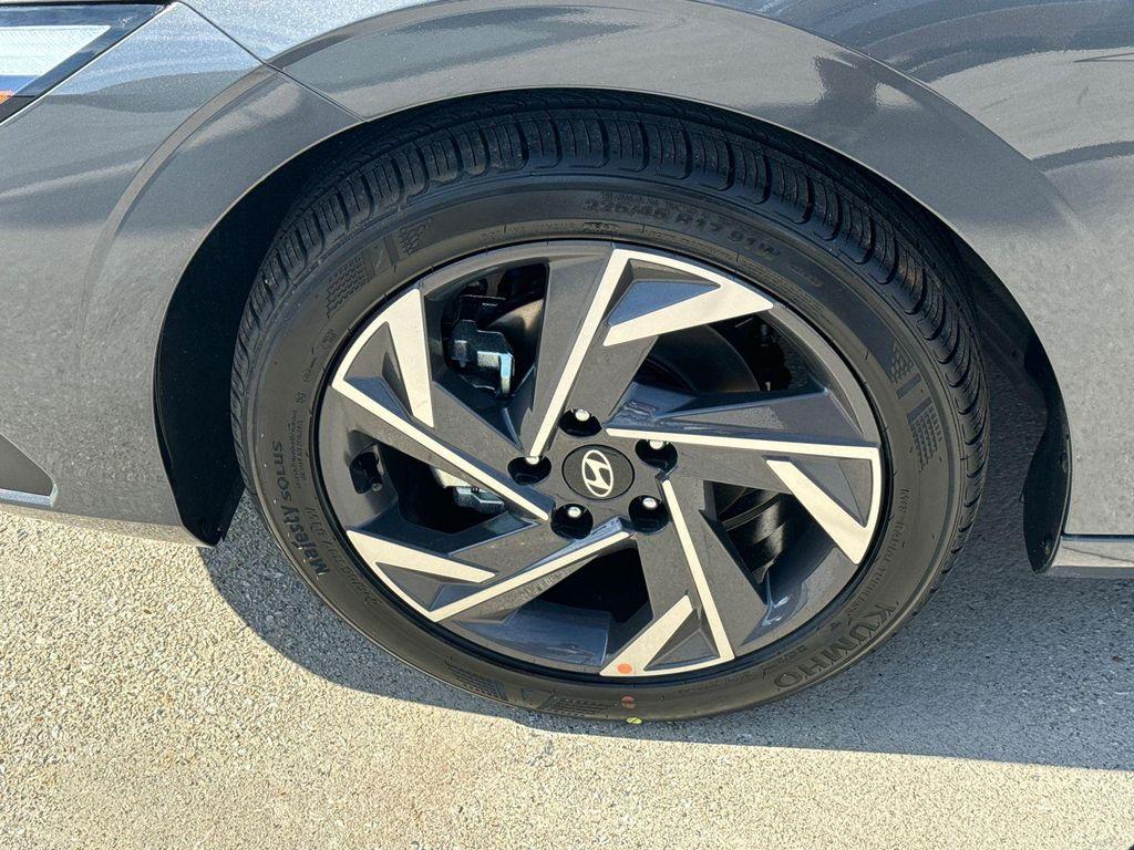 new 2025 Hyundai Elantra car, priced at $23,772