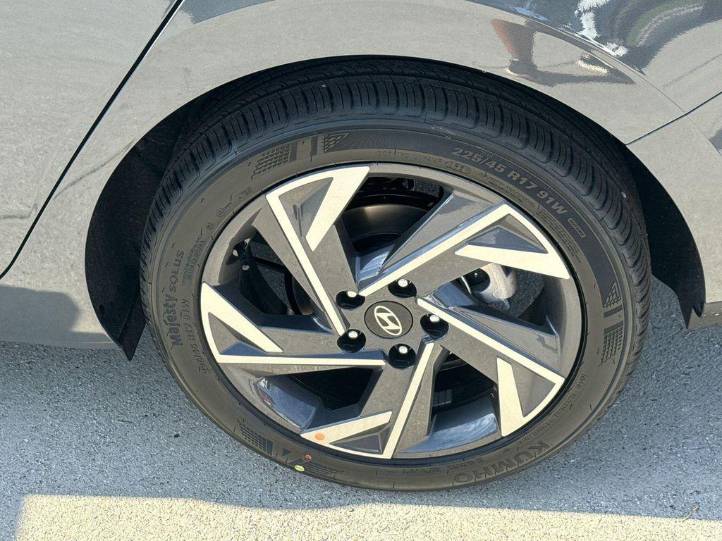 new 2025 Hyundai Elantra car, priced at $23,772