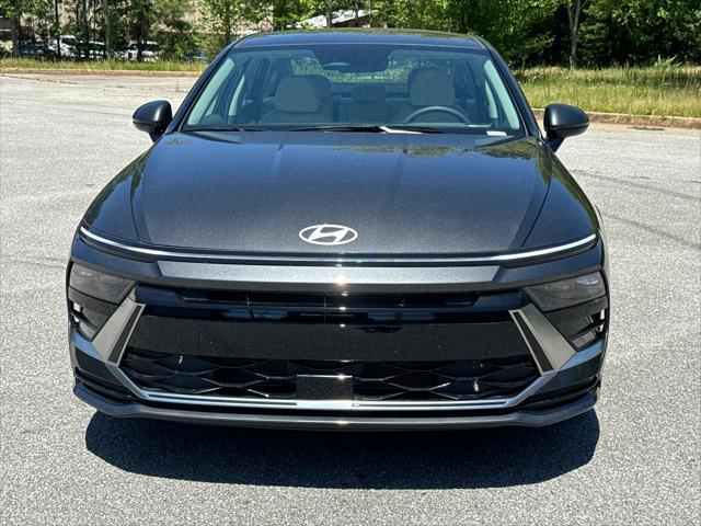 new 2024 Hyundai Sonata car, priced at $25,321