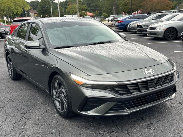 new 2025 Hyundai Elantra car, priced at $21,590