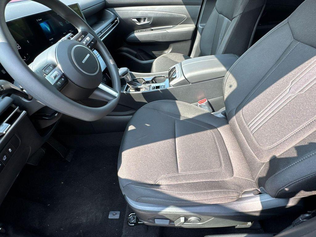 new 2025 Hyundai Tucson car, priced at $26,185