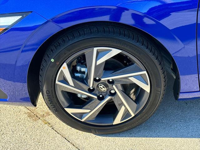 new 2025 Hyundai Elantra car, priced at $23,127