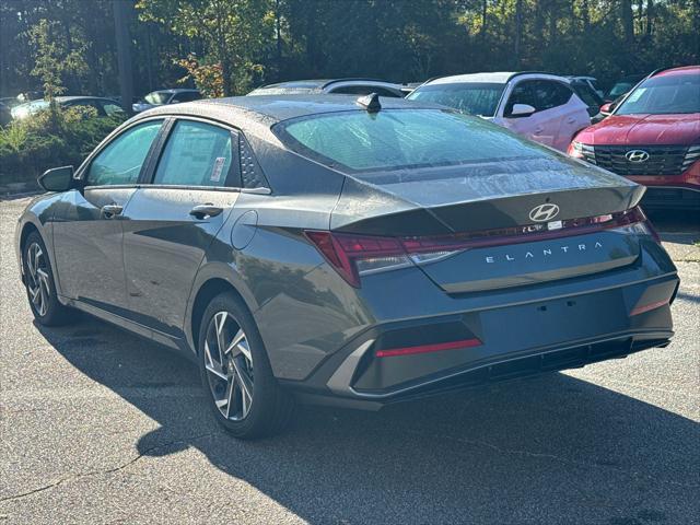 new 2024 Hyundai Elantra car, priced at $21,898