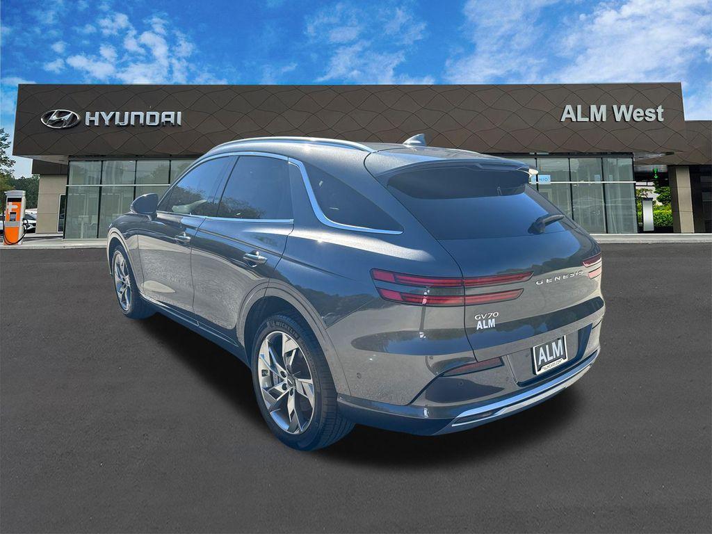 used 2025 Genesis Electrified GV70 car, priced at $40,760
