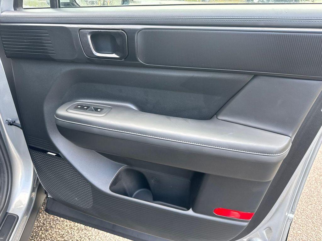 used 2024 Hyundai SANTA FE HEV car, priced at $38,160