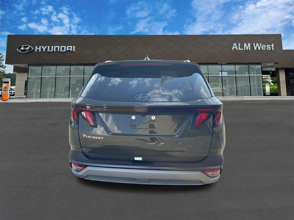 new 2025 Hyundai Tucson car, priced at $26,192