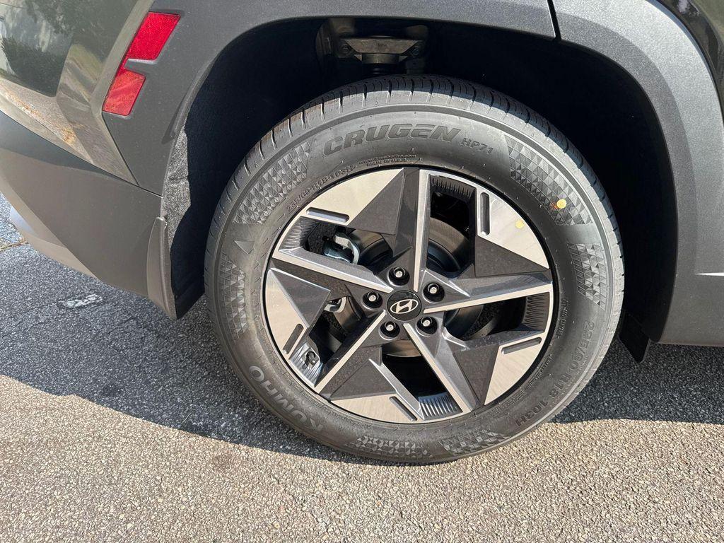 new 2025 Hyundai Tucson car, priced at $26,192