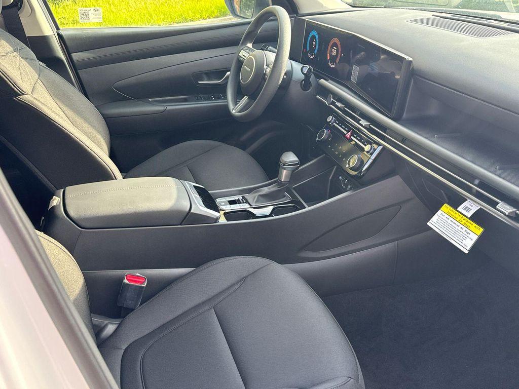 new 2025 Hyundai Tucson car, priced at $25,571