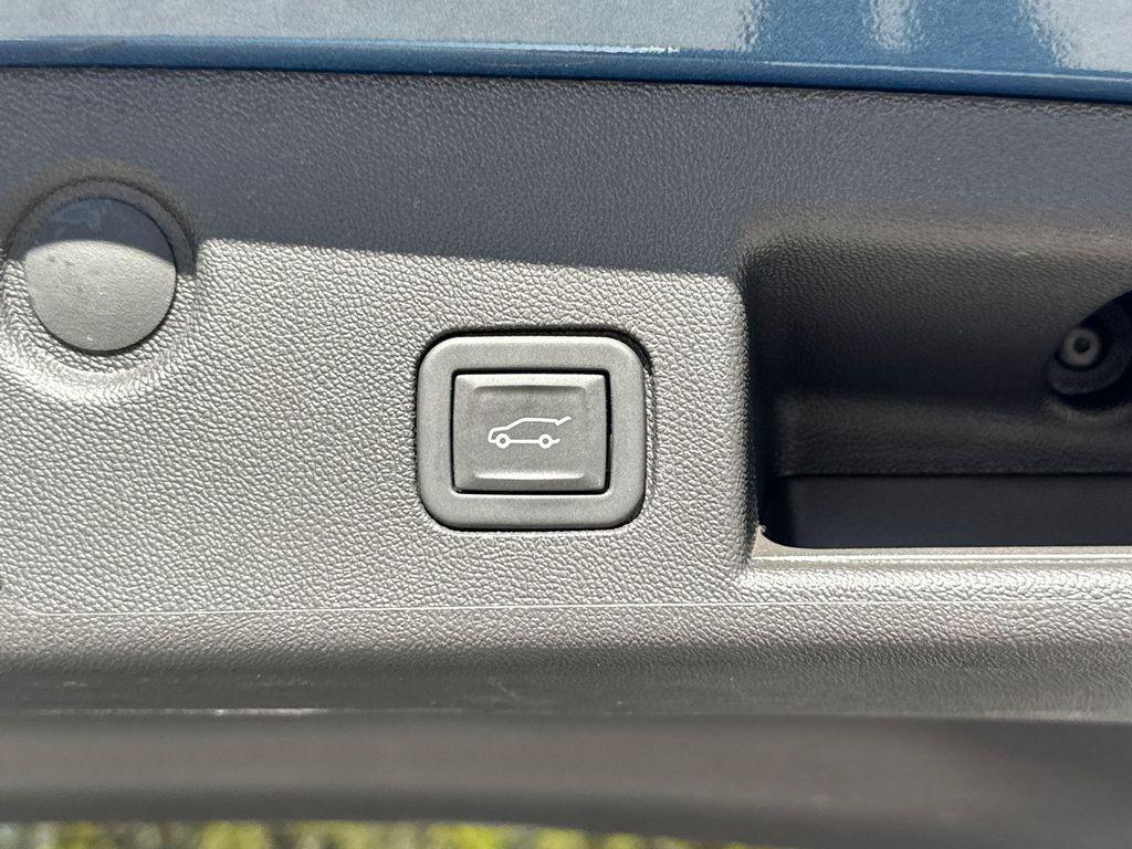 used 2024 Chevrolet Equinox car, priced at $20,920