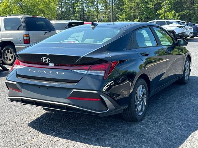 new 2024 Hyundai Elantra car, priced at $22,982