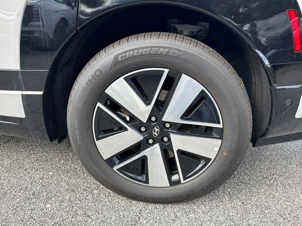 new 2026 Hyundai IONIQ 9 car, priced at $63,265