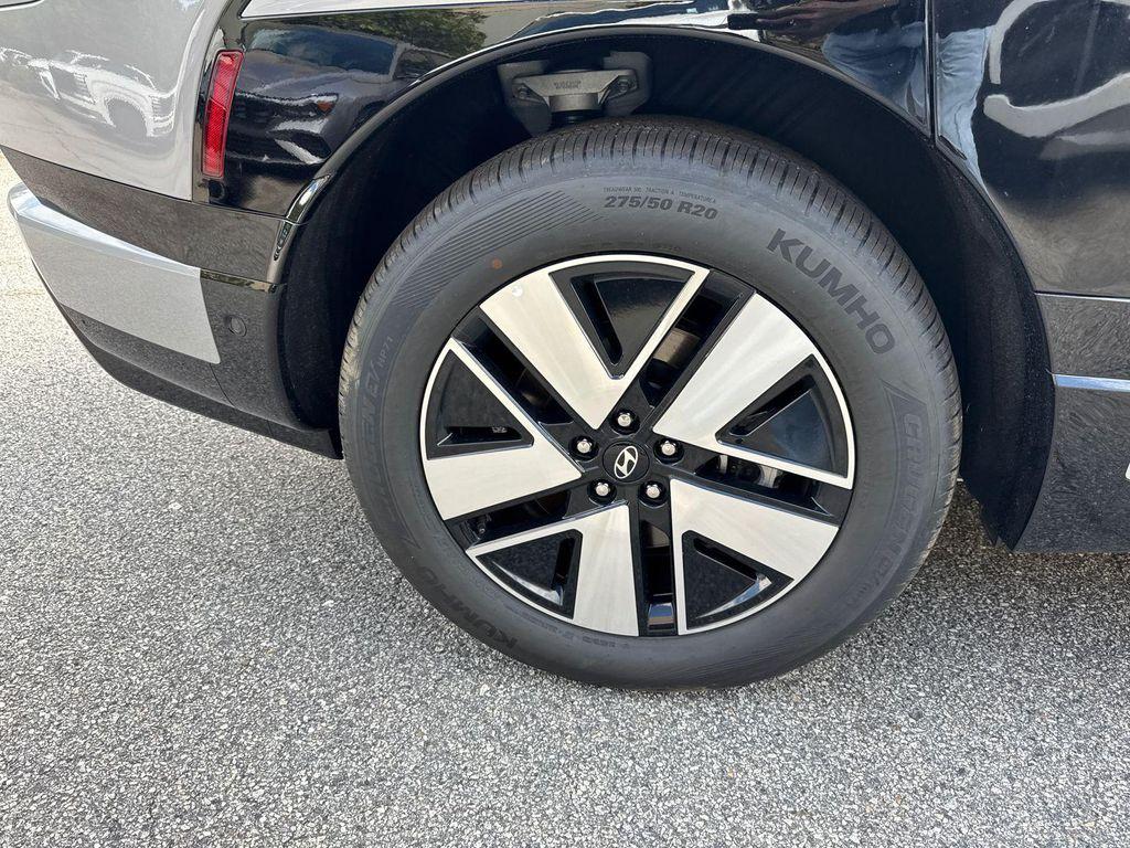 new 2026 Hyundai IONIQ 9 car, priced at $63,265