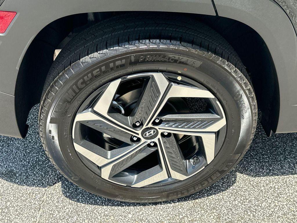 new 2024 Hyundai TUCSON Hybrid car, priced at $38,455