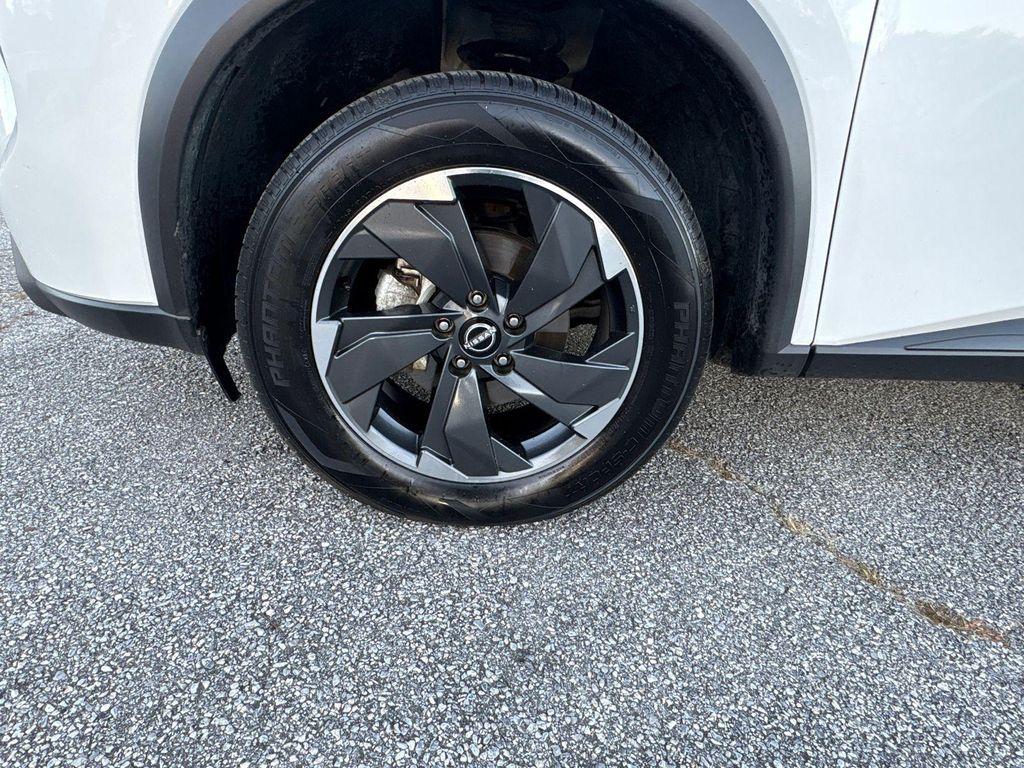 used 2024 Nissan Rogue car, priced at $18,920