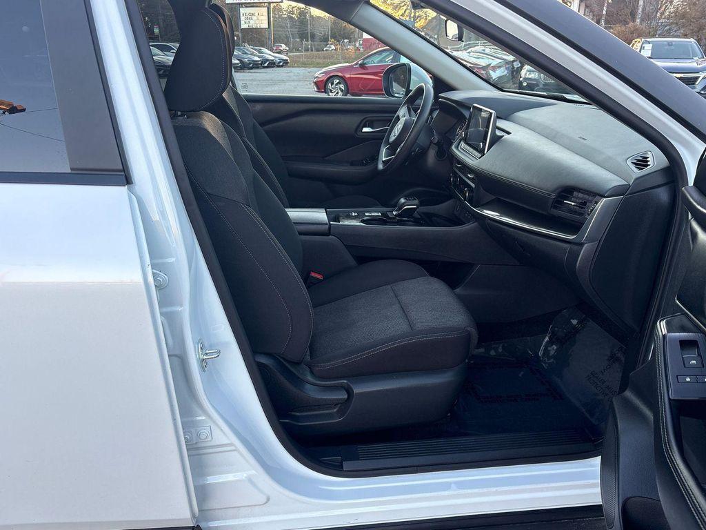 used 2024 Nissan Rogue car, priced at $18,920