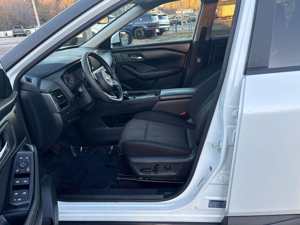 used 2024 Nissan Rogue car, priced at $18,920