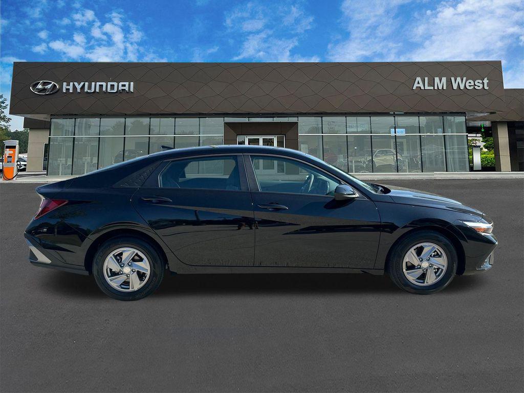 new 2025 Hyundai Elantra car, priced at $20,884